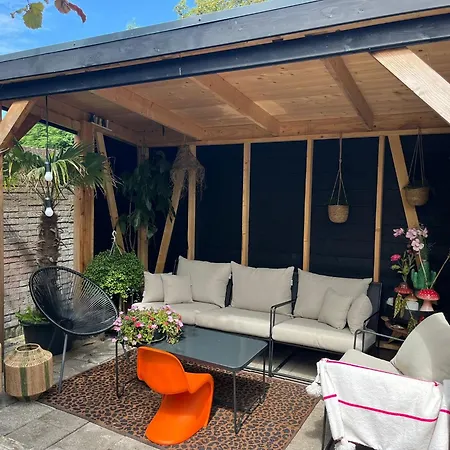 Дом отдыха De Bollenschuur