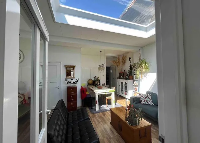 Semesterbostad De Bollenschuur *