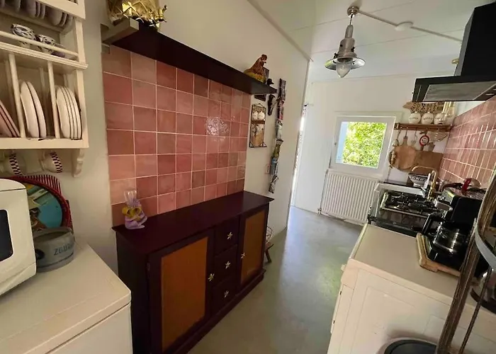 De Bollenschuur Semesterbostad *